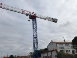 Grue à tour RAIMONDI MRT 96